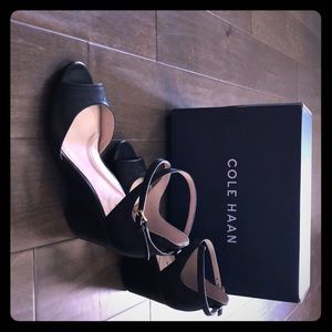 ☀️Cole Hann: Sadie Wedge Sandal